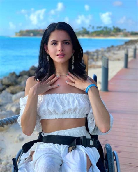 Hot Sexy Lolita Milena Bikini Pics