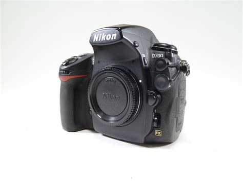 Nikon D700 Body Shutter Count 50828 – Camera Exchange