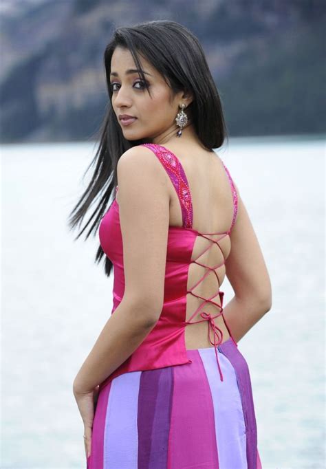 33 Trisha Krishnan Hot Look In Bikini Pictures Photoshoots