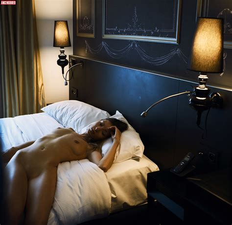 Naked Miluniel Louis Added 01 08 2019 By MNL72