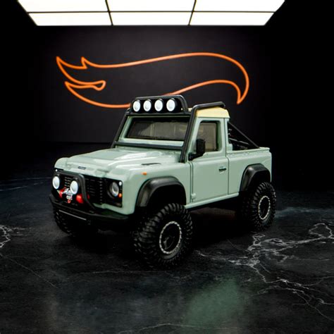 Коллекционная машинка Hot Wheels Elite Series Land Rover Defender Pickup Хот Вилс Элит