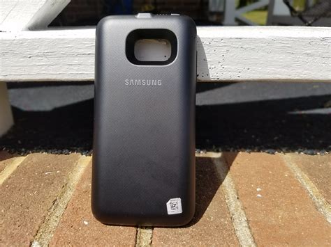 Samsung Galaxy S7 edge 3,100mAh wireless charging battery pack review ...
