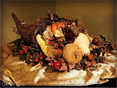 Thanksgiving Horn of Plenty Table - Debbee's Buzz