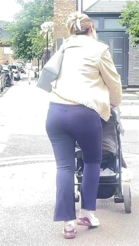Mature Mum In Leggings ThisVid