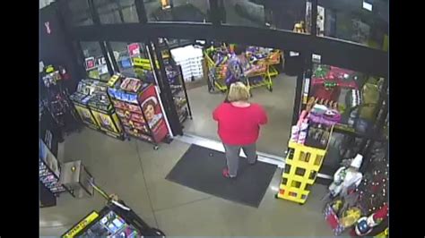 Video From The Watauga Dollar General Robbery Youtube