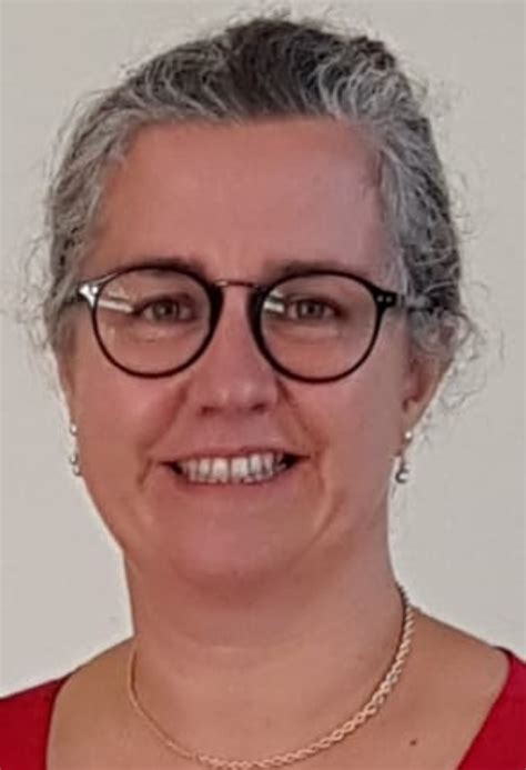 Delphine Perrier Gay Reiki Bioénergie Thérapie Psychocorporelle 87000 LIMOGES Annuaire