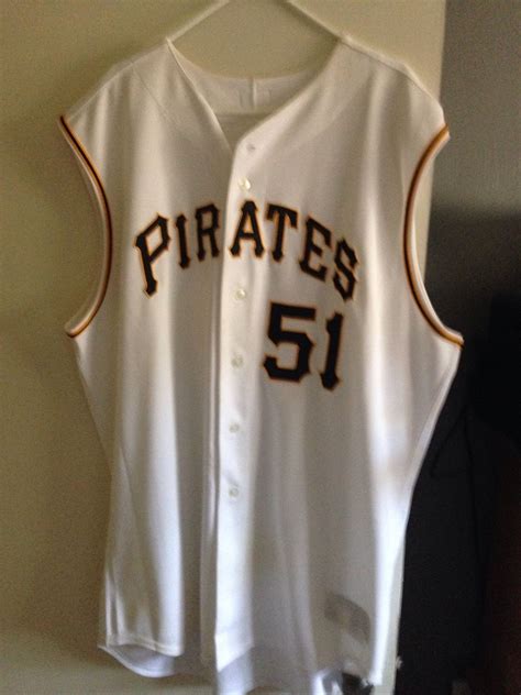 pittsburgh pirates jersey 2