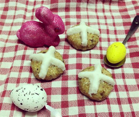 Raw Mini Hot Cross Buns Wandering Plum