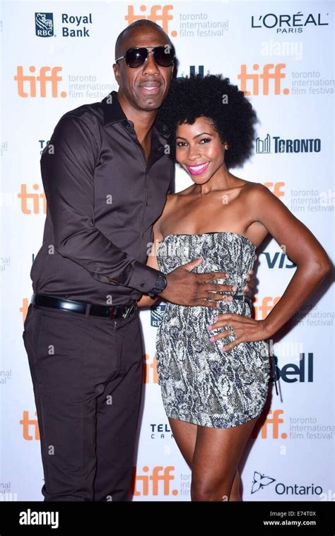 Hot Sexy Shahidah Omar Bikini Pics