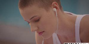 TUSHY Fashion Model Riley Nixon Loves Anal Porn Videos