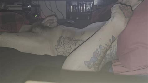 只是想逃跑 Pornhub Gay