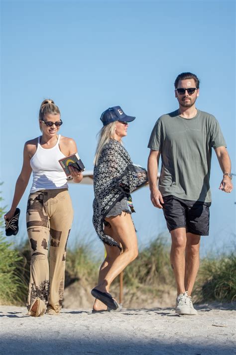 Sofia Richie Hot Striptease On The Beach Pics The Fappening