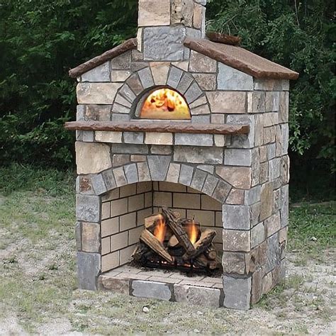 7 Ideas For Outdoor Fireplaces With Pizza Ovens