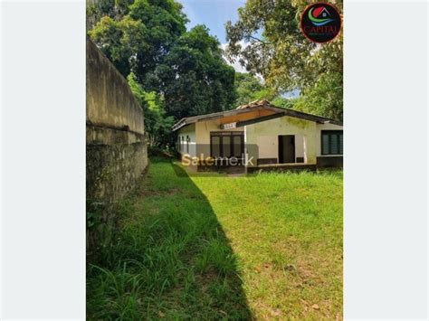 Houses Kandy Katugastota Station Road House For Sale In Katugastota