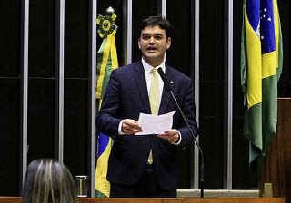 Bancada Do Pcdob Repudia Persegui O Ao Governo Fl Vio Dino Vermelho