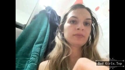 Big Ass And Amazing Huge Natural Tits Milf Teasing Show