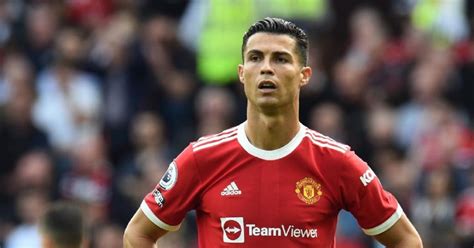 Cristiano Ronaldo fue rebasado por Raúl Jiménez el mexicano voló más