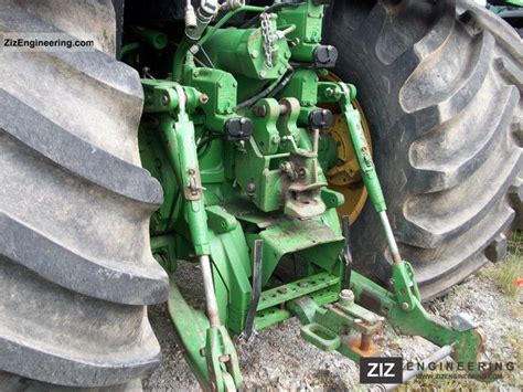 John Deere 4755 1992 Agricultural Tractor Photo and Specs