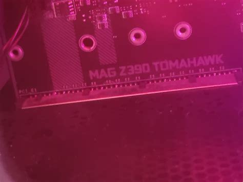 MSI MAG Z390 TOMAHAWK (MS-7B18) M.2 hole broken : r/MSI_Gaming
