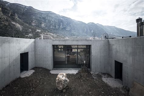 A Cliff Top Villa In Sync With Its Lebanese Surroundings By Youssef Tohme