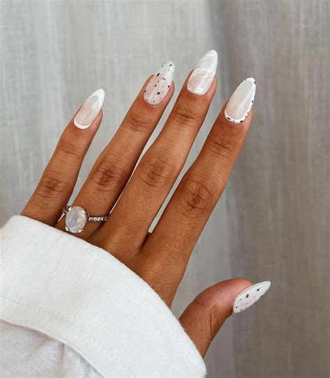 60 Stylish Almond Nails Every Trendy Woman Should Rock Hairstylery