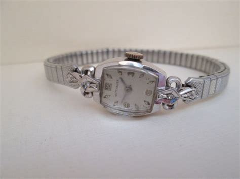 Vintage 1940s Wittnauer 14k Gold Watch With 2 Diamon Gem