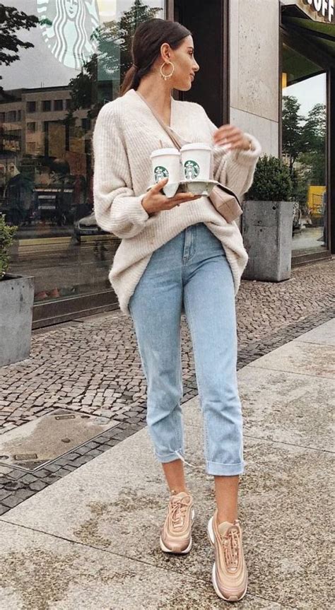 Zapatos Nude Los únicos capaces de alargar tus piernas como ningún otro Effortless Chic