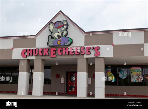 Augusta Ga Usa 07 19 21 Chuck E Cheeses Retail Pizza Restaurant