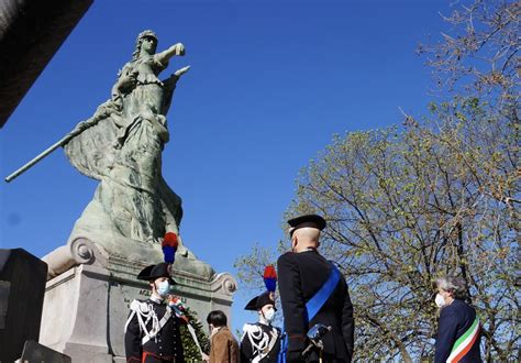 Caltanissetta Aprile Picchetto D Onore Per Il Anniversario