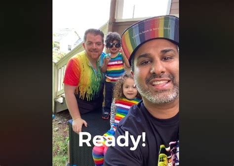 Pais Fazem Mini Parada Gay Em Seattle Nos EUA Revista Crescer Comportamento