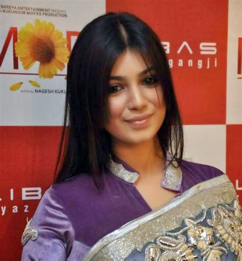 Ayesha Takia Hot Bikini Image Gallery Images Photos Pics Cinemagigs