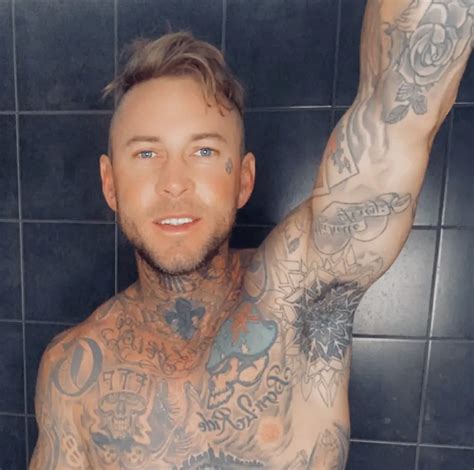 ODDS AND ENDS Convict Turned Porn Star Fractures Penis Toronto Sun