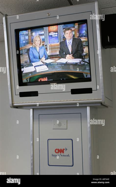 miami floridamiami airporttv monitorscreentelevisionsettvcnn