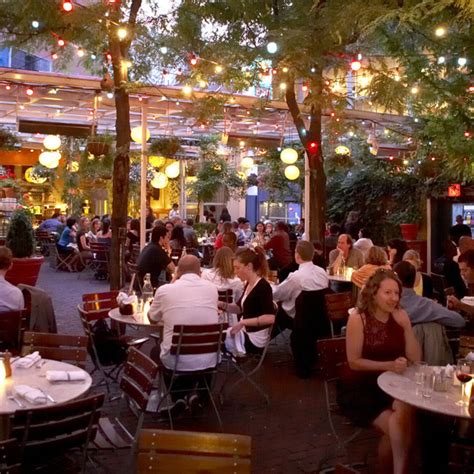 Bowery Bar - [ESSEN UND TRINKEN]