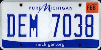 The Official Michigan State License Plate - The US50