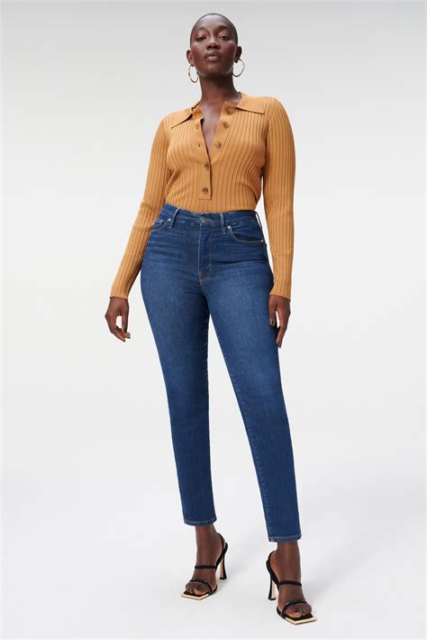 5 Chic Outfit Ideas Featuring Flats and Jeans | Who What Wear