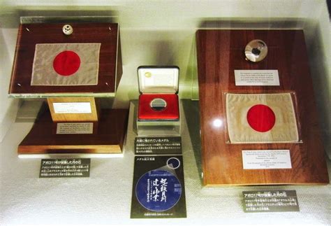 Space Relics Les Goodwill Moon Rocks Dapollo 11