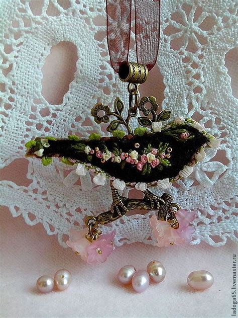 Кулон 'Райская птичка'