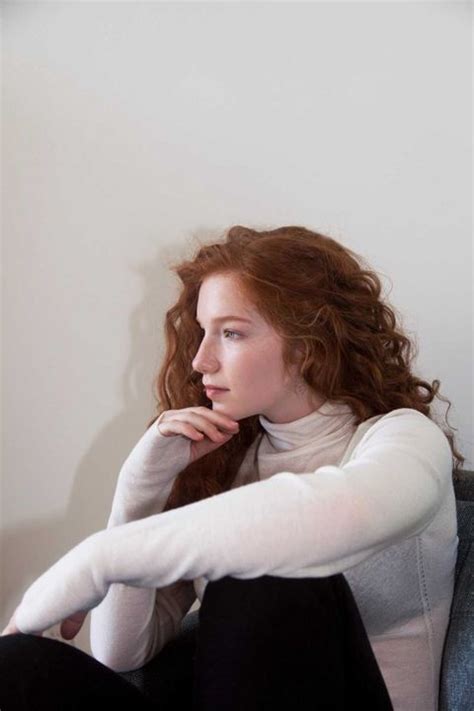 Chicas Para Tus Novelas Annalise Basso Cabezas Rojas