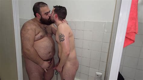 Nos Corremos En La Ducha XVIDEOS