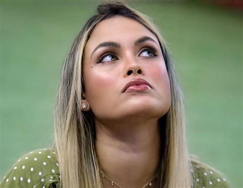 Ap S Pol Mica Ex Bbb Sarah Andrade Nega Que Deixar De Ser Influencer