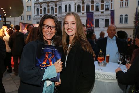 Celebrated Premiere Of Rebecca Musical Vienna News Vbw