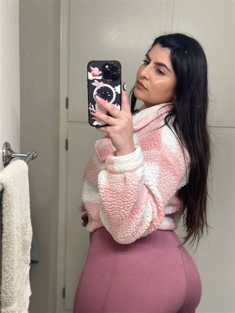 Pawg Fat Ass Tatted Up Shesfreaky