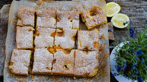 Der Beste Marillenfleck Nach Omas Rezept Blechkuchen Super Saftiger