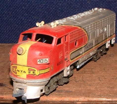 Ho Scale Tyco Engine Locomotive 4015 Santa Fe Warbonnet Powered