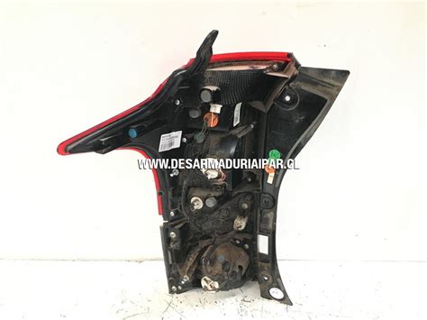 Farol Trasero Derecho Stw Sport Con Detalle Id Mahindra Xuv