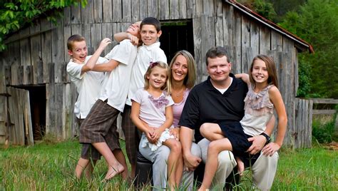 Famille Nombreuse Famille Heureuse France Bleu