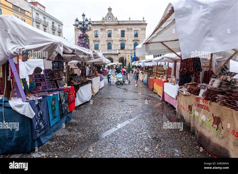 Gijon Plaza Mayor Hi Res Stock Photography And Images Alamy