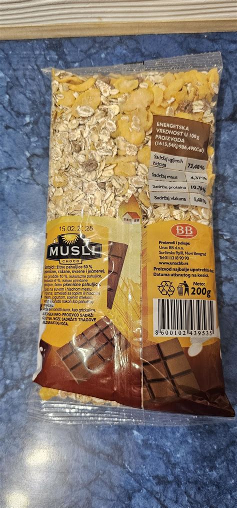 100g muslija 986,49kcal??? : r/serbia