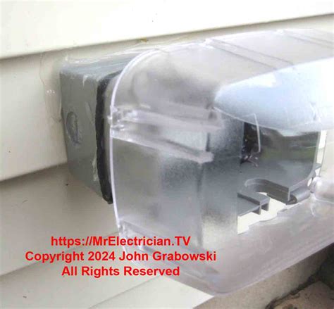 outdoor electrical outlet box  electrician